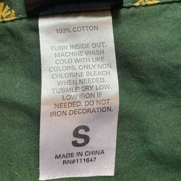 The Legend of Zelda Green Short Sleeve Men's Shirt Size Small - Picture 7 of 9